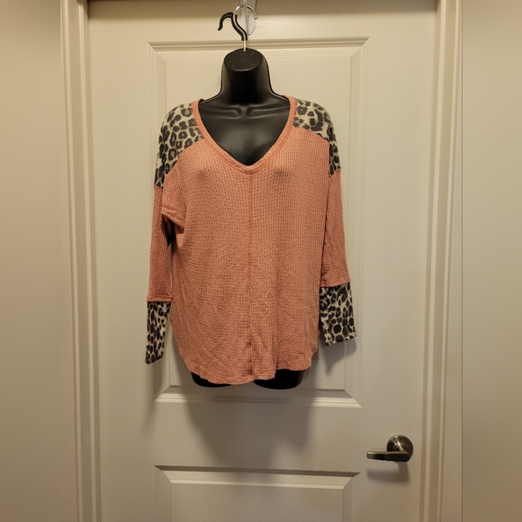 Pink Cheetah Boutique Blouse - Picture 1 of 4